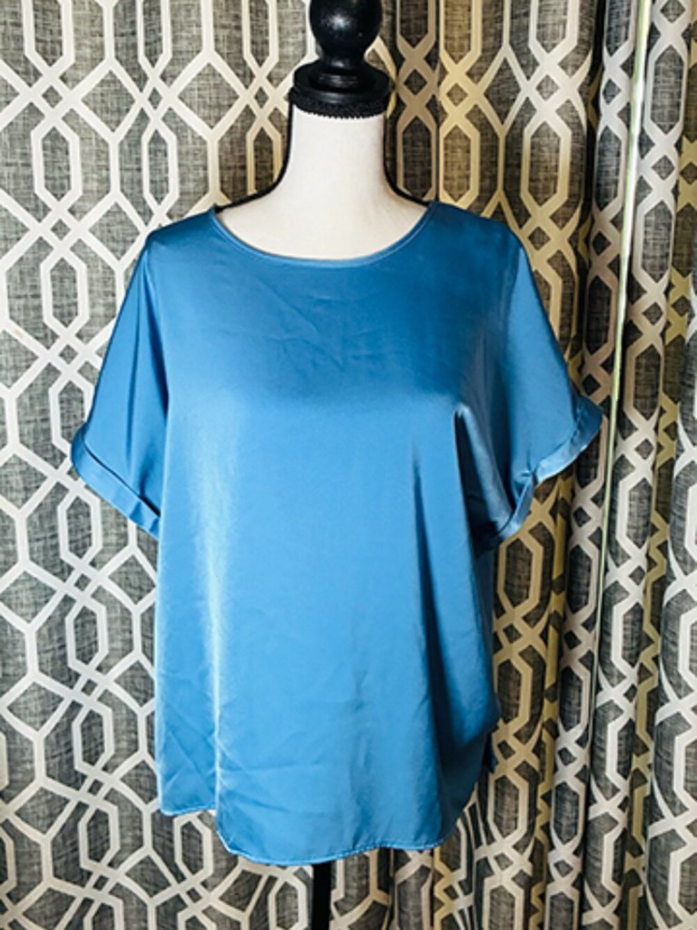 Comfortable blue blouse, size M